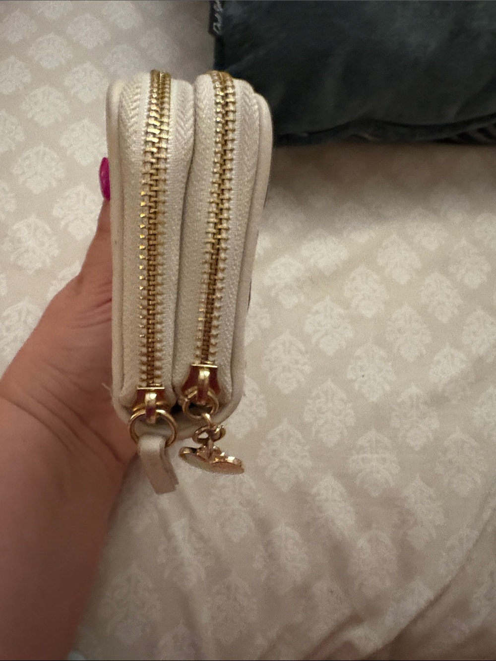 Juicy Couture Black Quilted Wallet with Cream Trim and Gold Embroidery - Picture 3 of 8